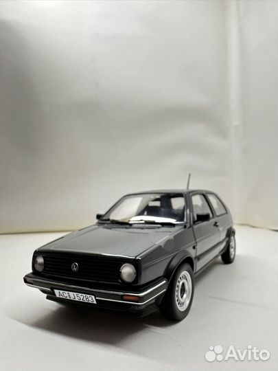 Volkswagen golf 2 1988 1/18 Norev