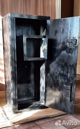Оружейный сейф на 2 ствола