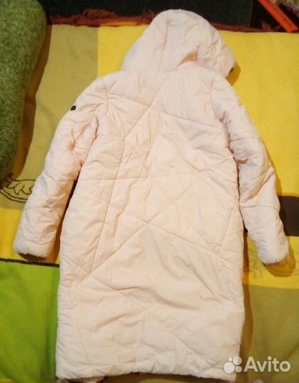Пуховик для девочки демисезонный. Рост 147-152