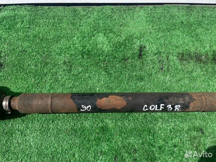 Полуось (привод) передняя правая R Volkswagen Golf