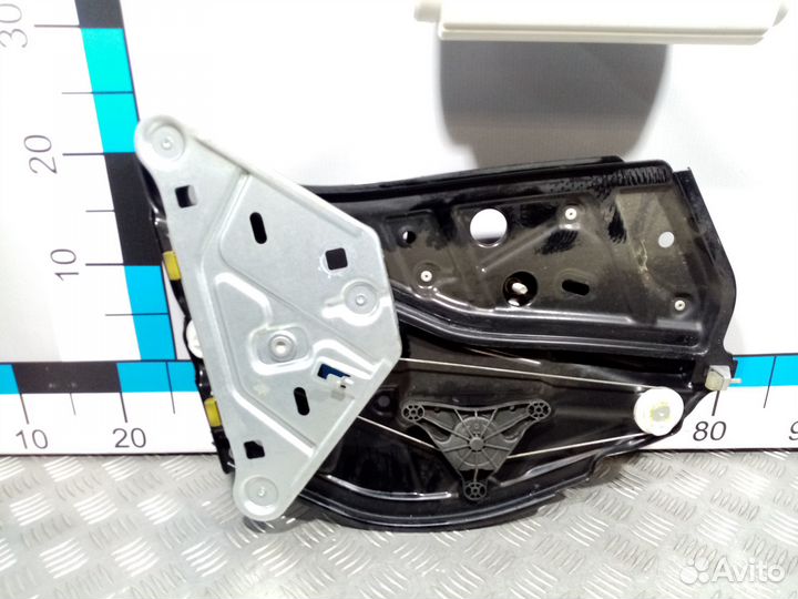 Б/У Стеклоподъемник задний правый#001