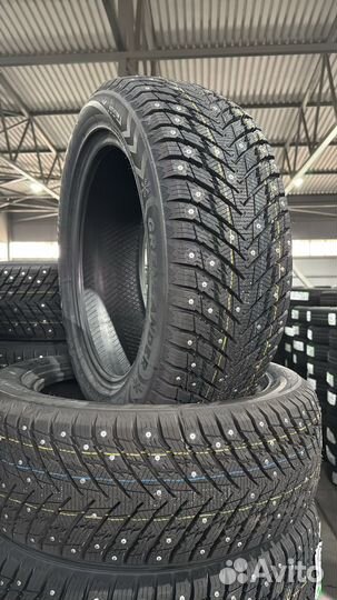 Grenlander Icedefensor Stud II 255/45 R20 102V