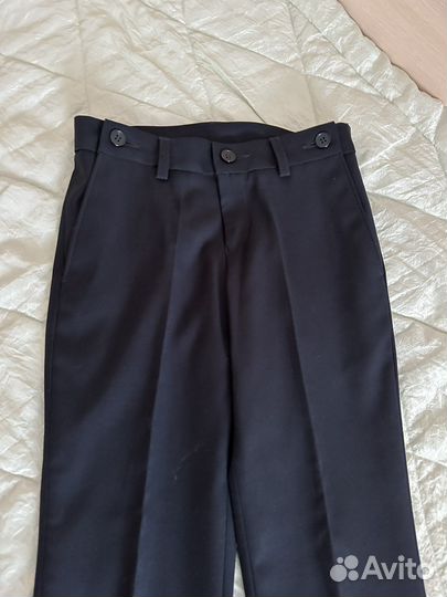 Школьный костюм(брюки, пиджак, рубашка)