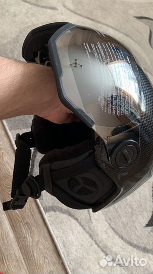 Шлем горнолыжный