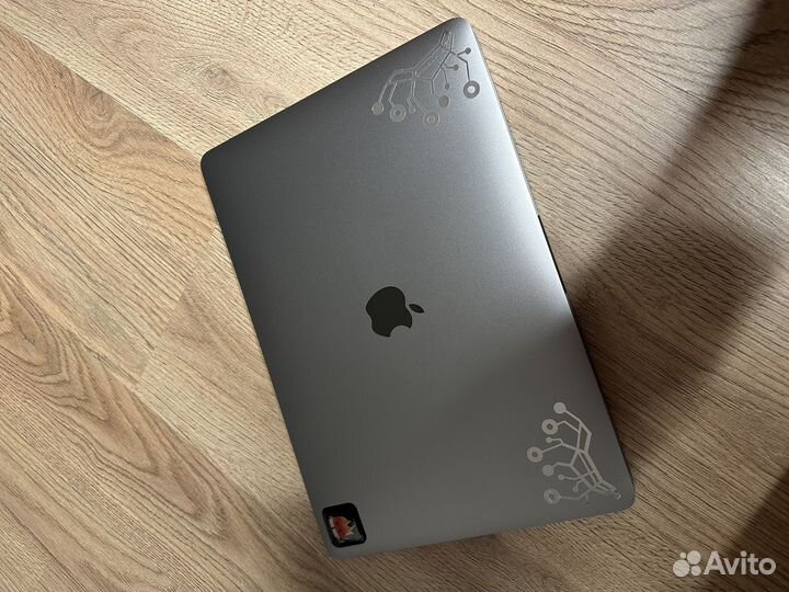 MacBook pro 13 i5 2018