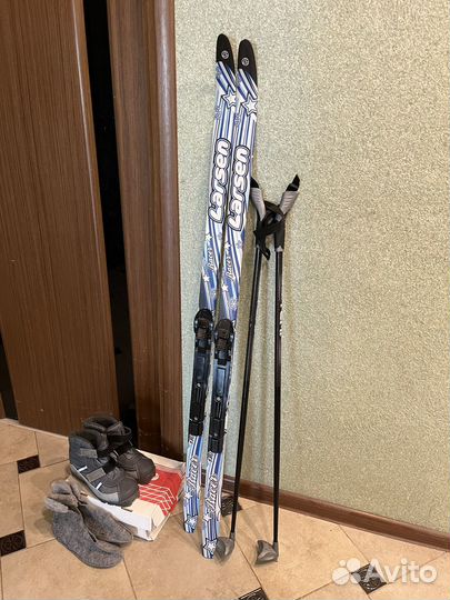 Комплект: Лыж беговых + палки + ботинки с носками