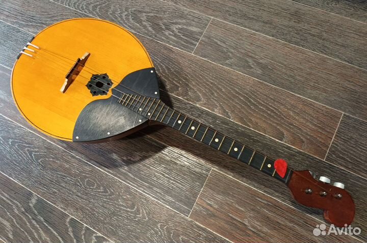 Домра (Москва 80-е)