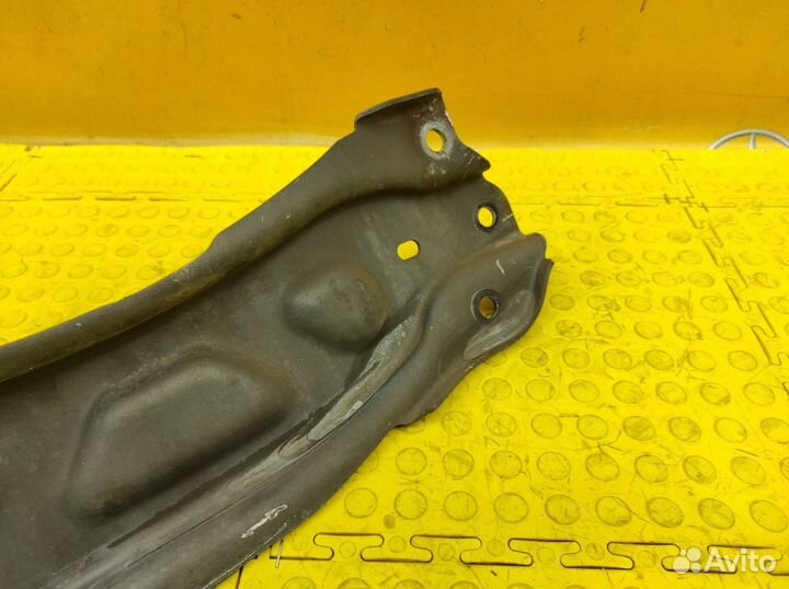 Рычаг задний правый Mercedes-Benz W246 M270.910