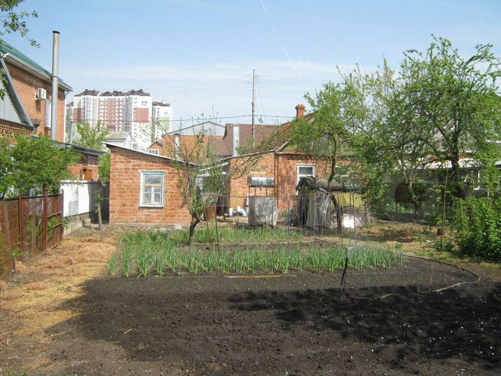 Дом 52 м² на участке 7 сот.