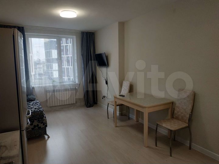 1-к. квартира, 42 м², 13/30 эт.