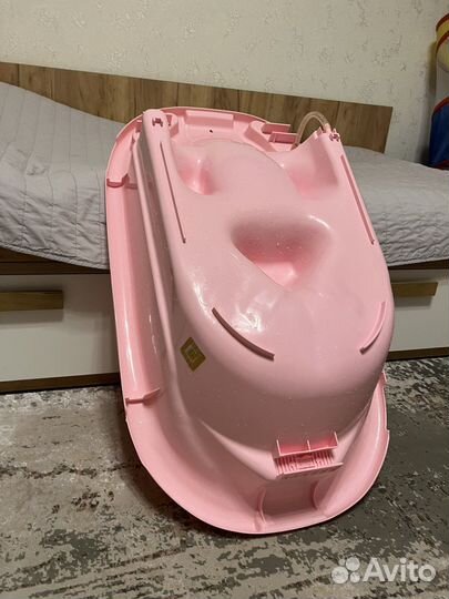 Детская ванночка для купания с горкой розовая