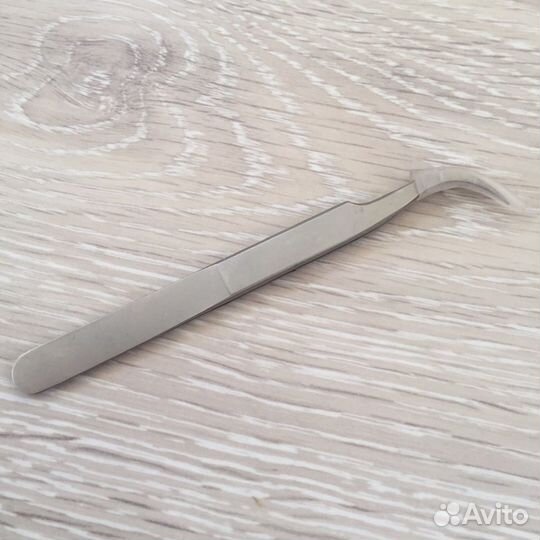 Пинцет для ресниц