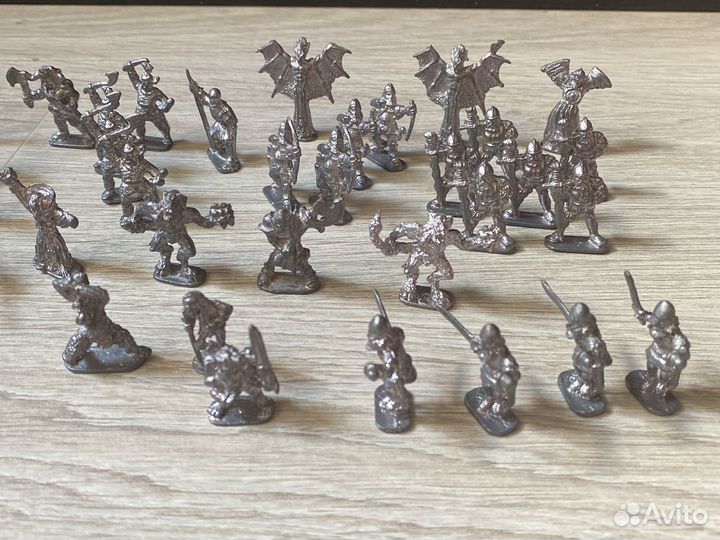 Оловянные солдатики монстры из 90х