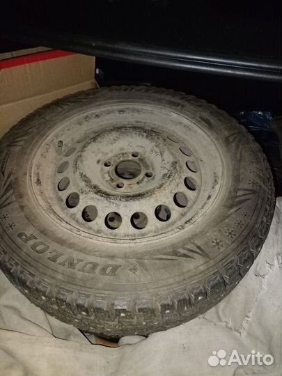 Dunlop SP Winter Ice 02 195/65 R15