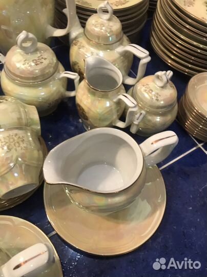 Сервиз мадонна гдр, на 12 персон, 90 предметов