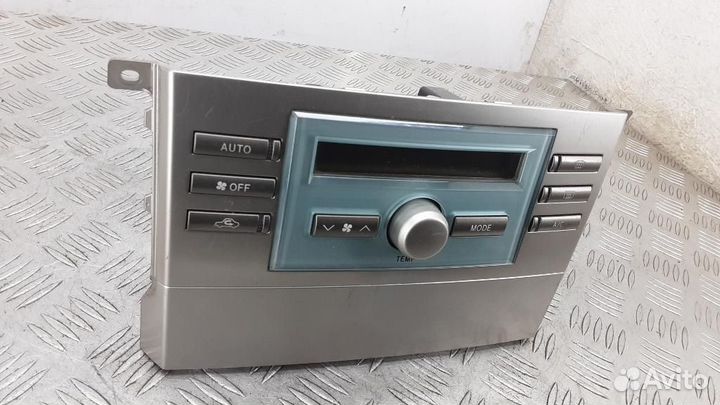 Блок управления климатической установкой Toyota Co