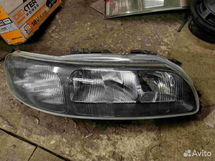Новая передняя правая фара volvo v70 xc70 s60