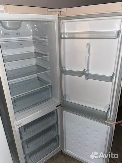 Холодильник стиральная машина