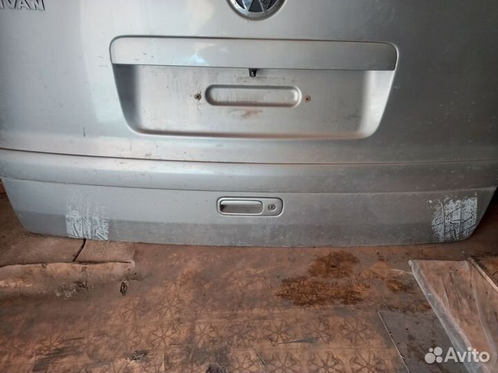 Крышка багажника Volkswagen multivan T5
