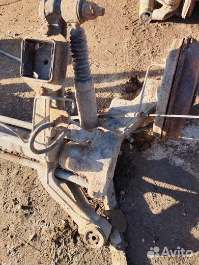 Задняя балка Peugeot Partner малометражный