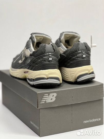 Кроссовки мужские NEW balance