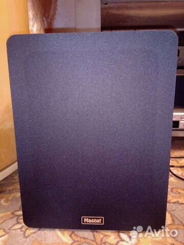 Сабвуфер Magnat Alpha RS 8