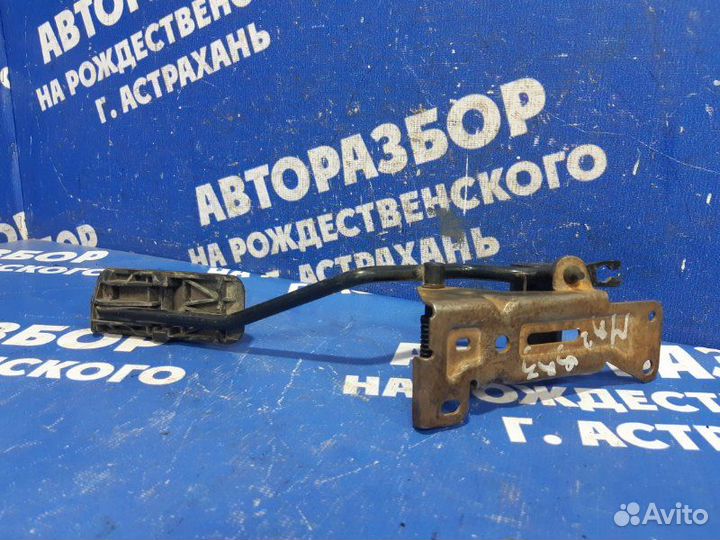 Педаль газа Mazda 3 Bk седан 2006