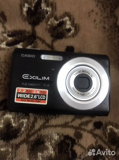 Компактный фотоаппарат