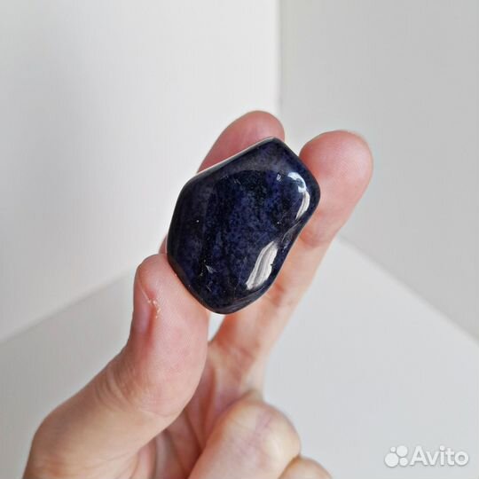 Лот: лазурит, дюмортьерит (галтованные)