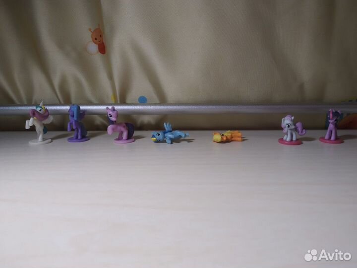 Игрушки киндер разных серий