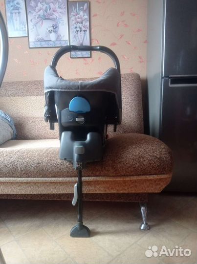 Детское автокресло от 0 с базой isofix