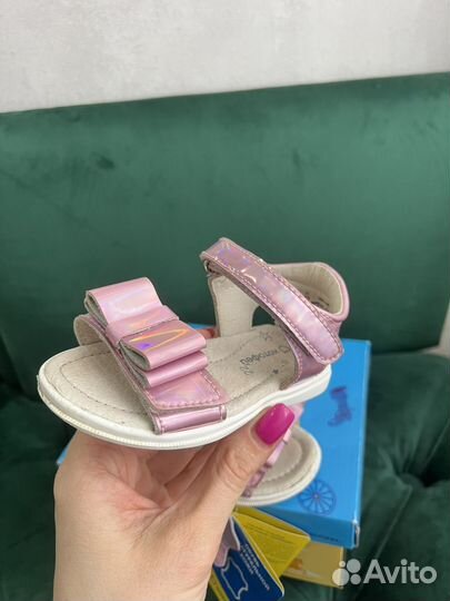 Босоножки для девочки 22 размер котофей