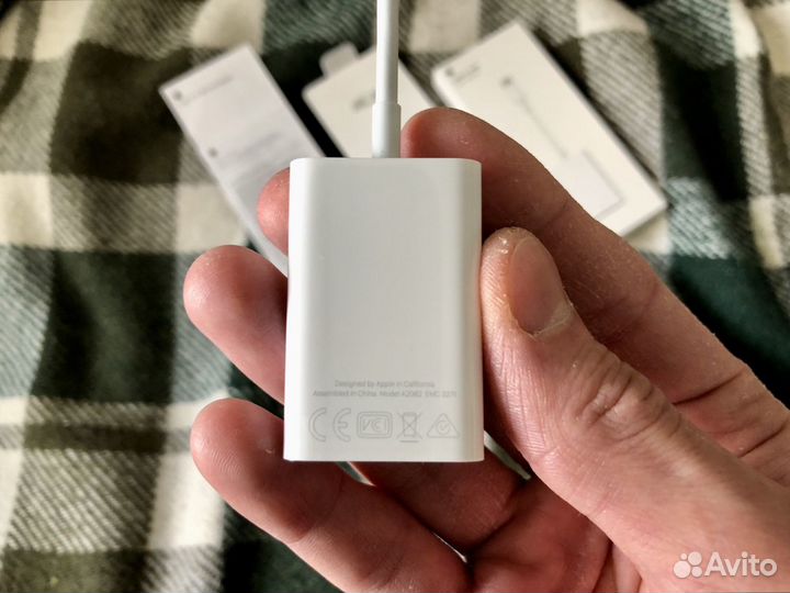 Переходник Apple USB-C to SD Card Reader