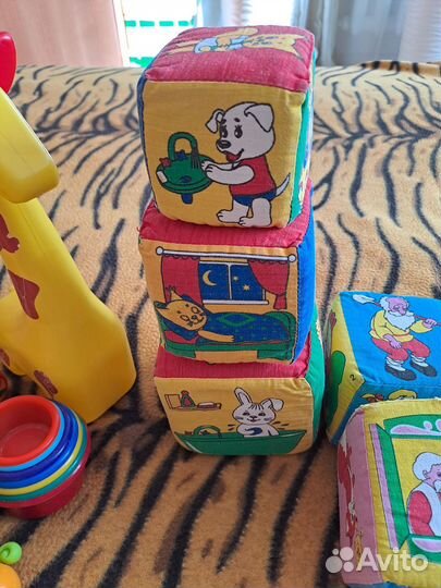 Игрушки для малышей - сортер, лего дупло