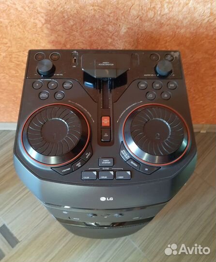 Напольная блютуз колонка