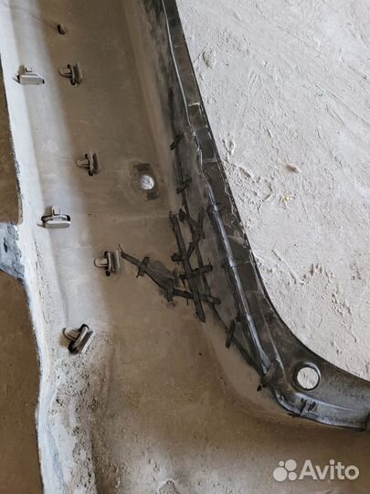 Бампер задний Toyota corolla fielder