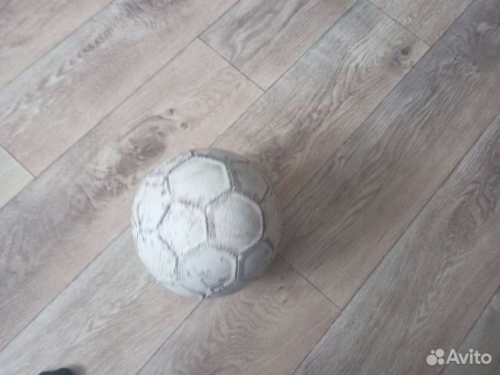 Футбольный мяч