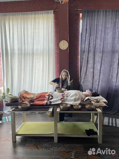 Массажный стол