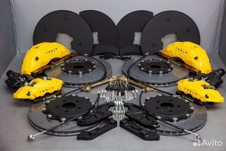 Tesla Plaid карбон-керамическая тормозная система