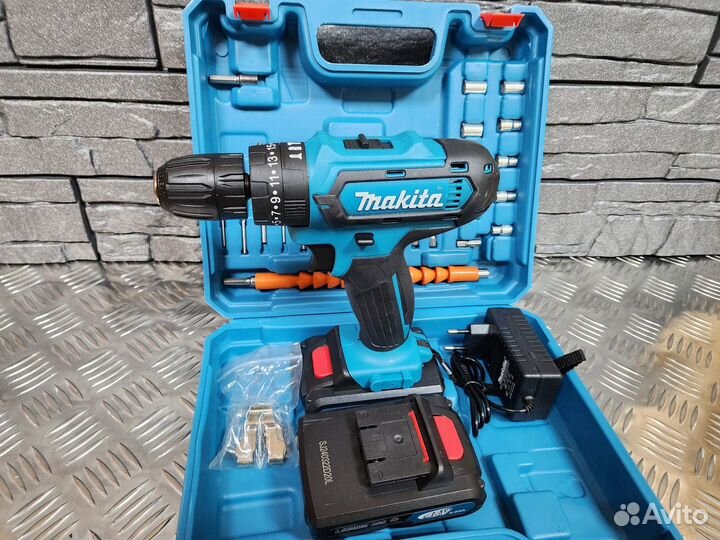 Дрель шуруповерт Makita 48V с набором