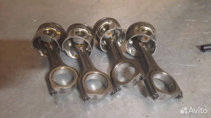 Поршень шатун Ford Fiesta 5 2006