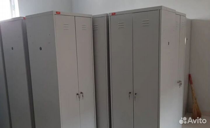 Шкаф металлический
