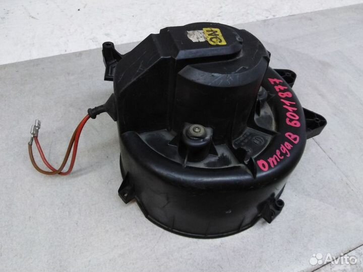 Моторчик печки Опель Omega B