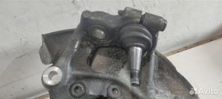 Кулак поворотный правый 8K0407258G 2.0 tfsi Audi