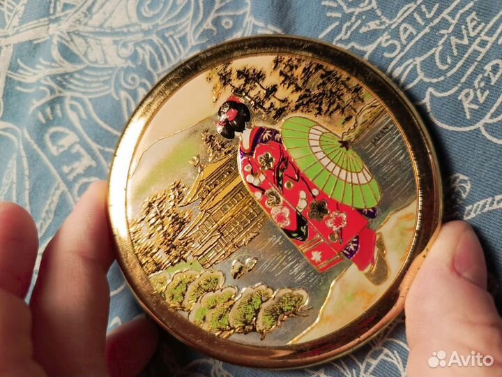 Зеркало карманное в японском стиле