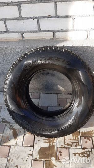 Maxxis Victra Sport VS-5 SUV 235/75 R15