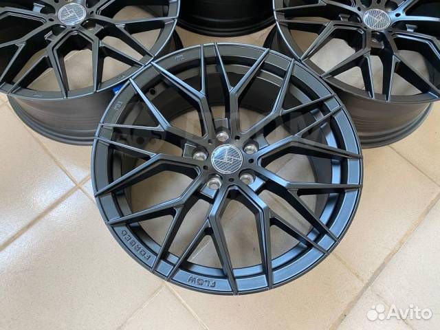 Диск литой Replica Vorsteiner R18 5*108 J8.0