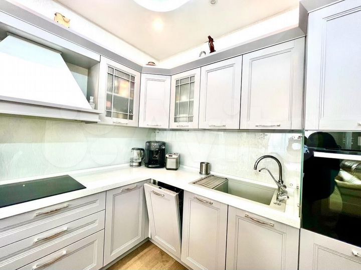 3-к. квартира, 86,4 м², 11/25 эт.