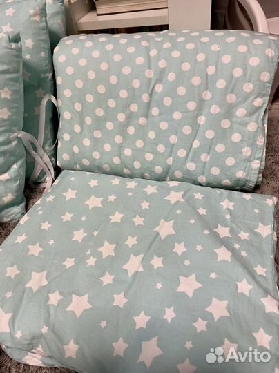 Бортики в кроватку + одеяло/подушка