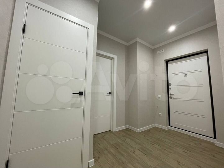 2-к. квартира, 51 м², 8/8 эт.